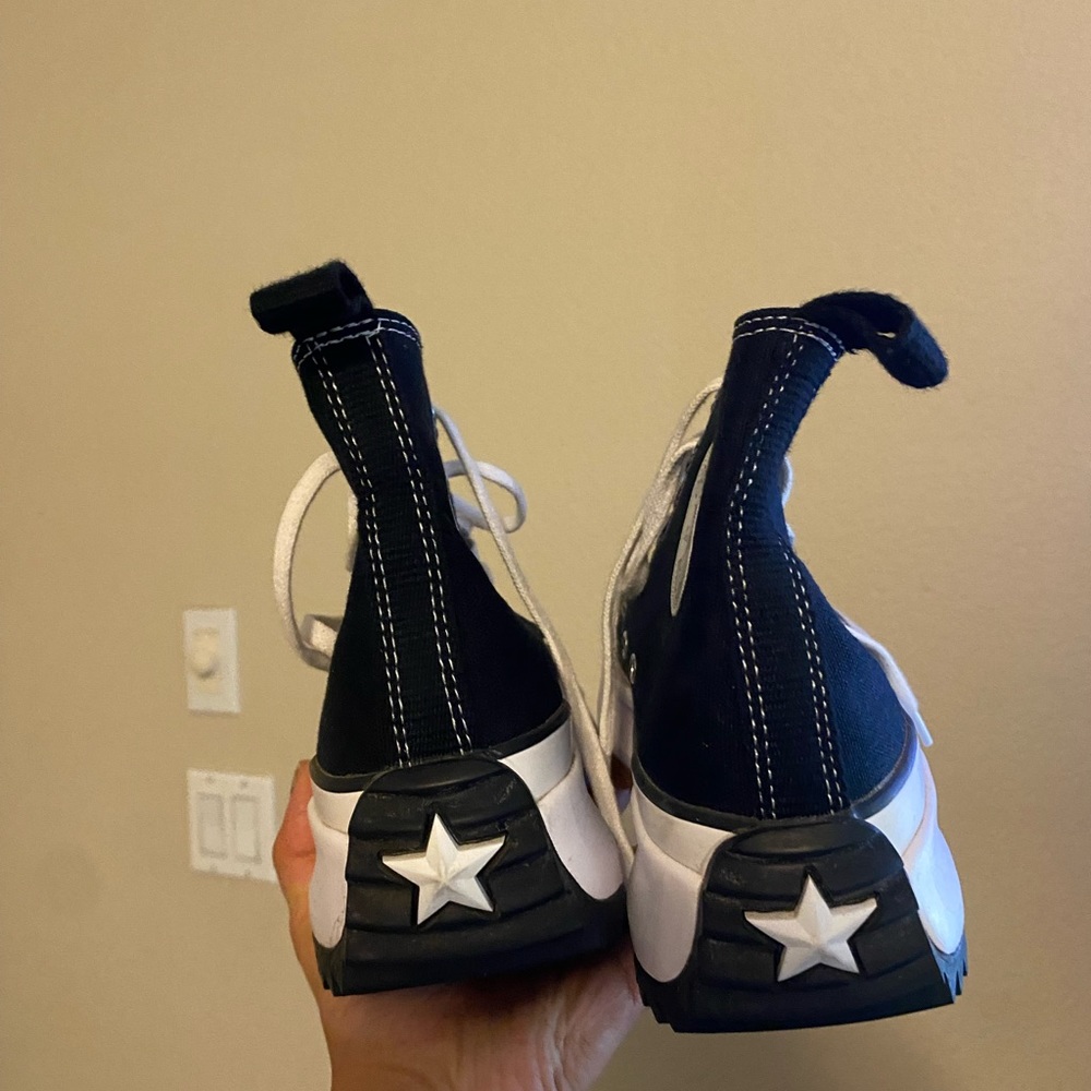 Woman’s converse - Picture 5 of 6